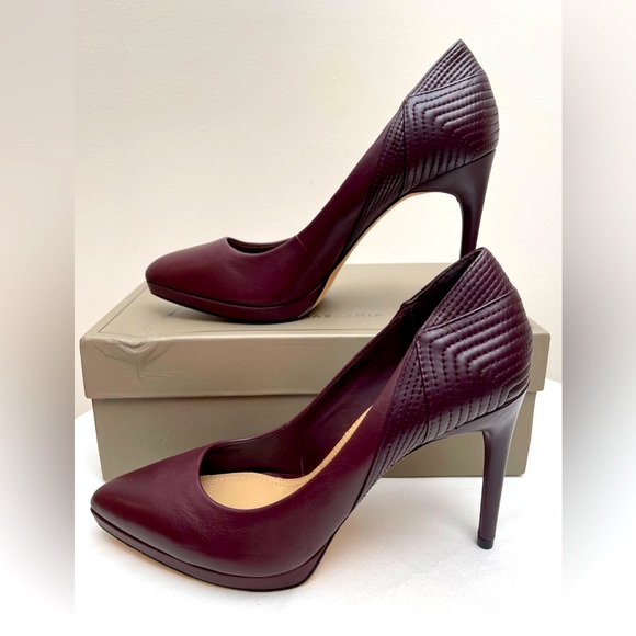 BCBGMAXAZRIA- Donovan Leather Pump, Color- Bordeaux, Size 7, Gently Used - Picture 1 of 12